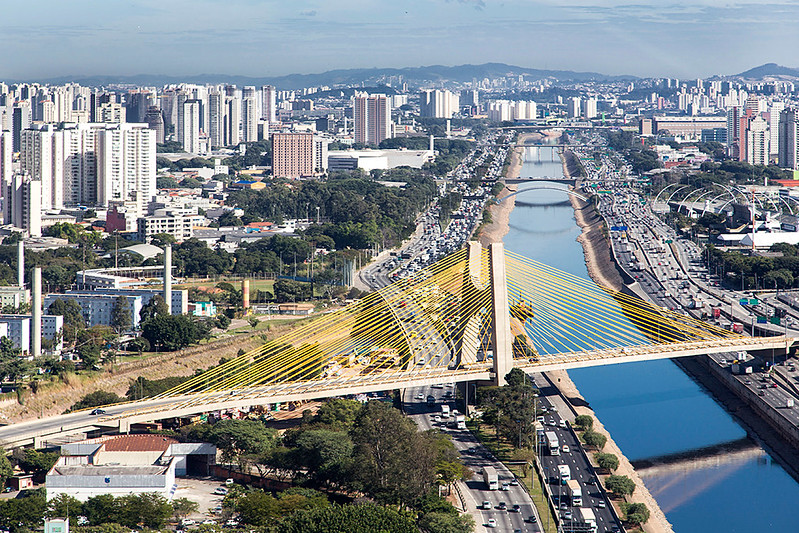 Ruas gratuitas danificam as cidades