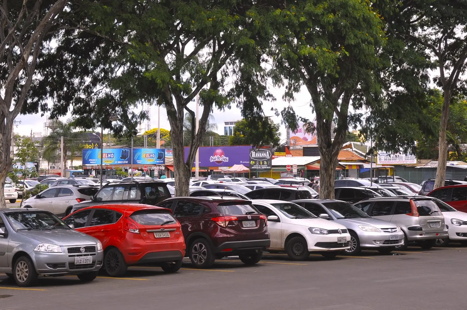 Reformar o estacionamento fora da via pública é a chave para reduzir as emissões
