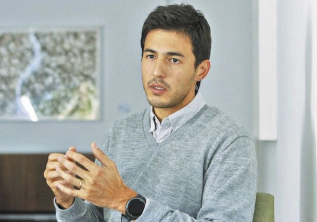 Plano Diretor de Porto Alegre deve focar em áreas públicas | Entrevista com Anthony Ling