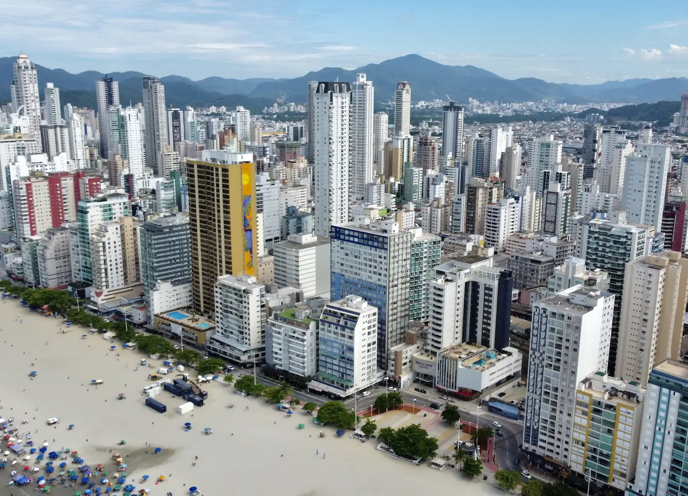 Balneário Camboriú, laboratório vertical