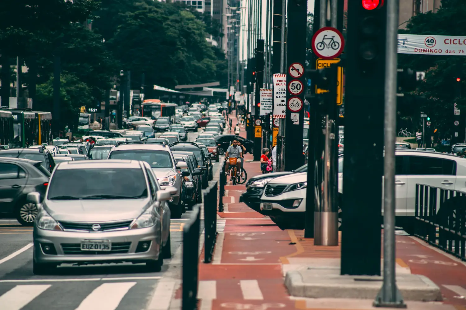 Quantas oportunidades de emprego o trânsito te faz perder?